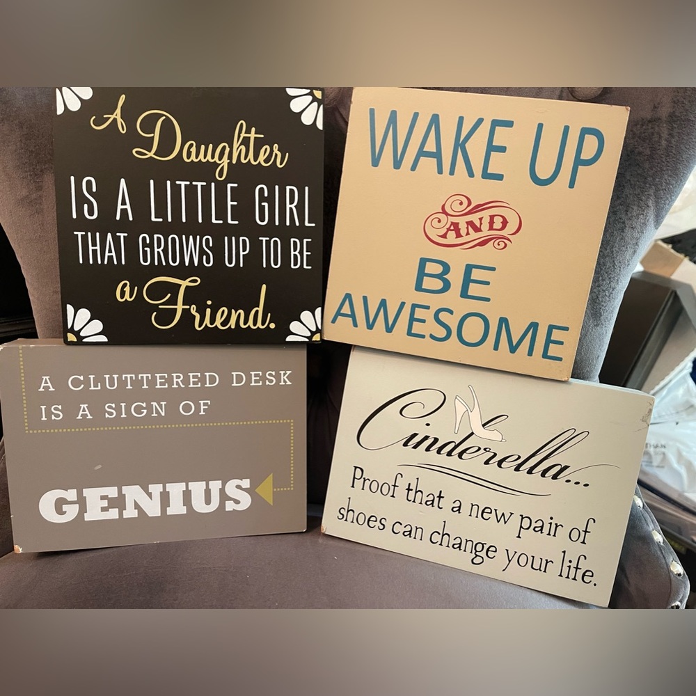 4 sign boards.